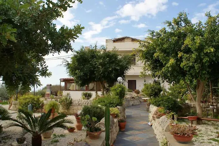 La Villa Del Conte Scicli Guest house
