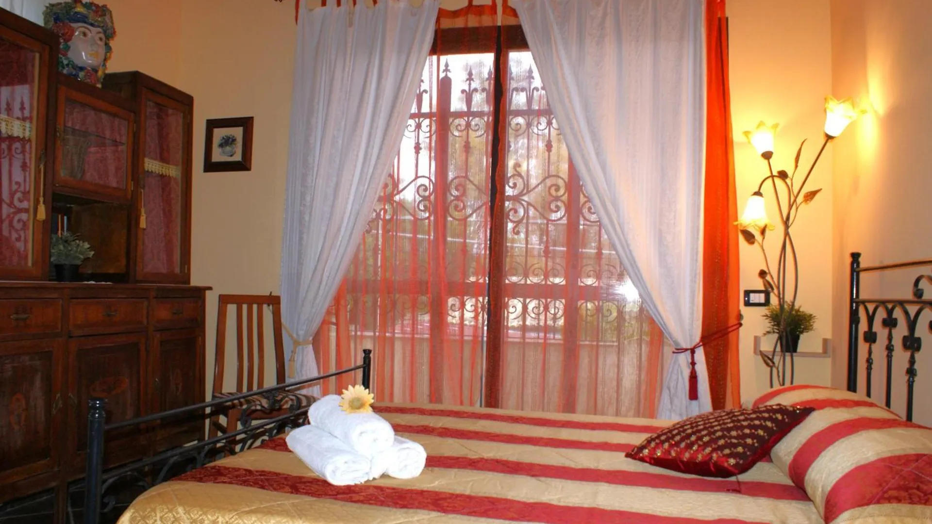 La Villa Del Conte Scicli Guest house